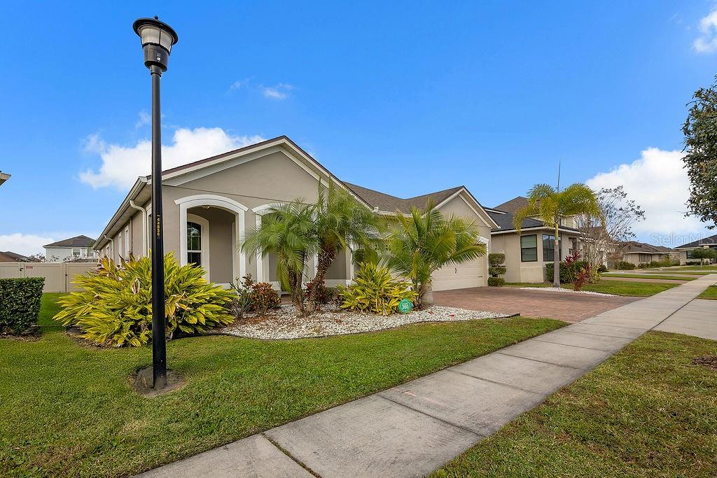 Image 4 of 39 For 2450 Chateau Loop