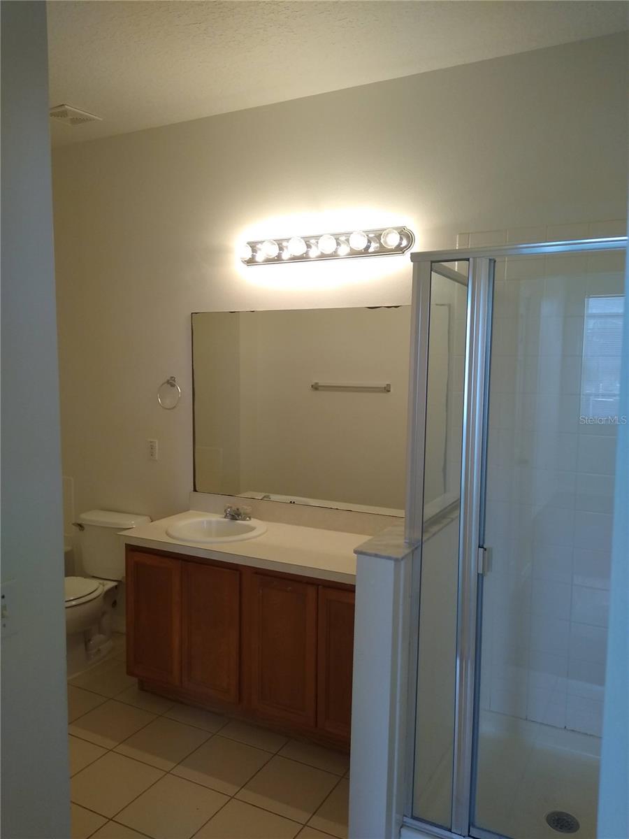 Image 13 of 43 For 1077 Berkeley Drive