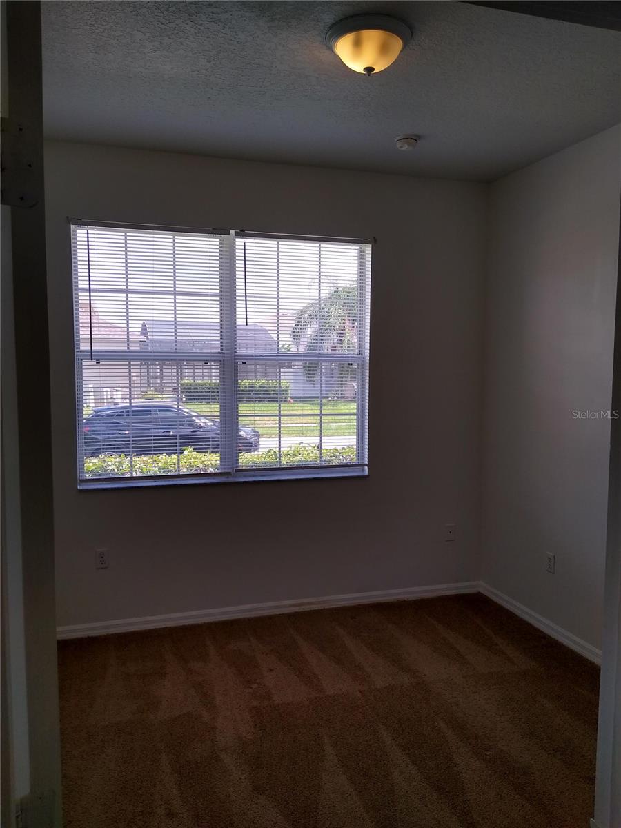 Image 19 of 43 For 1077 Berkeley Drive