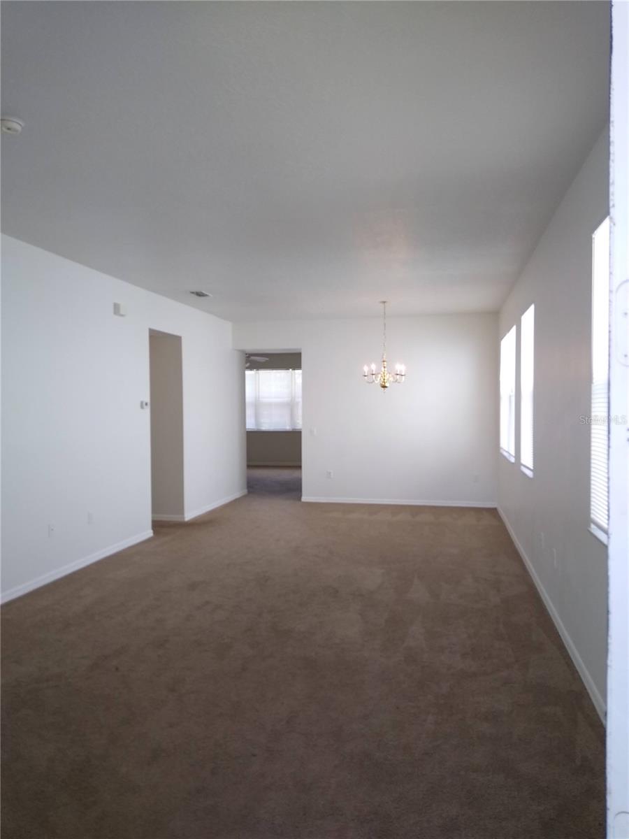 Image 9 of 43 For 1077 Berkeley Drive