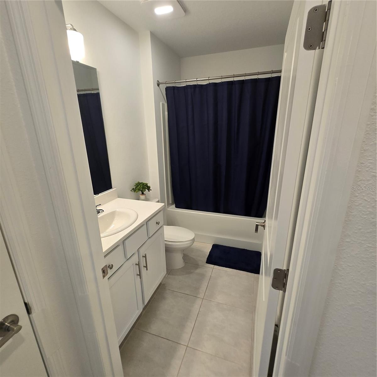 Image 9 of 23 For 200 Citrine Loop