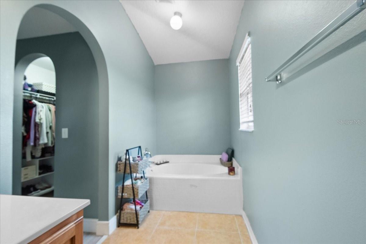 Image 18 of 39 For 5198 Gulf Sturgeon Lane