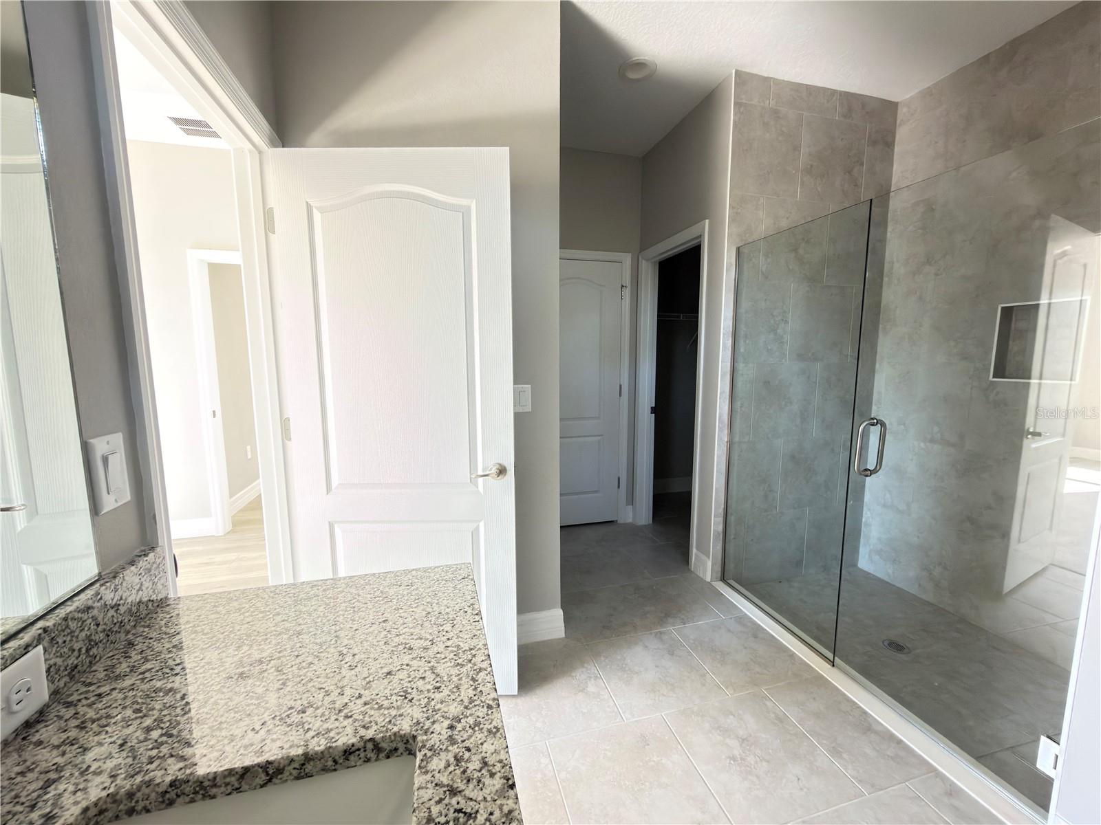 Image 14 of 27 For 5048 San Ignacio Drive