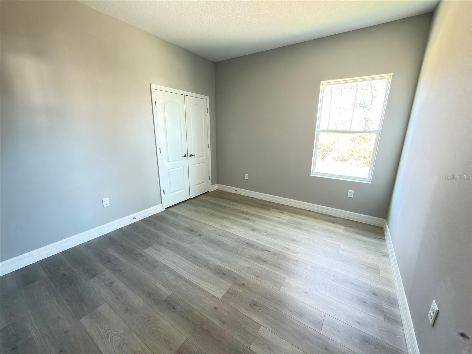 Image 21 of 27 For 5048 San Ignacio Drive