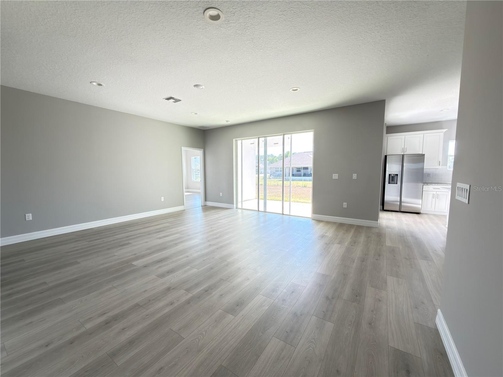 Image 4 of 27 For 5048 San Ignacio Drive