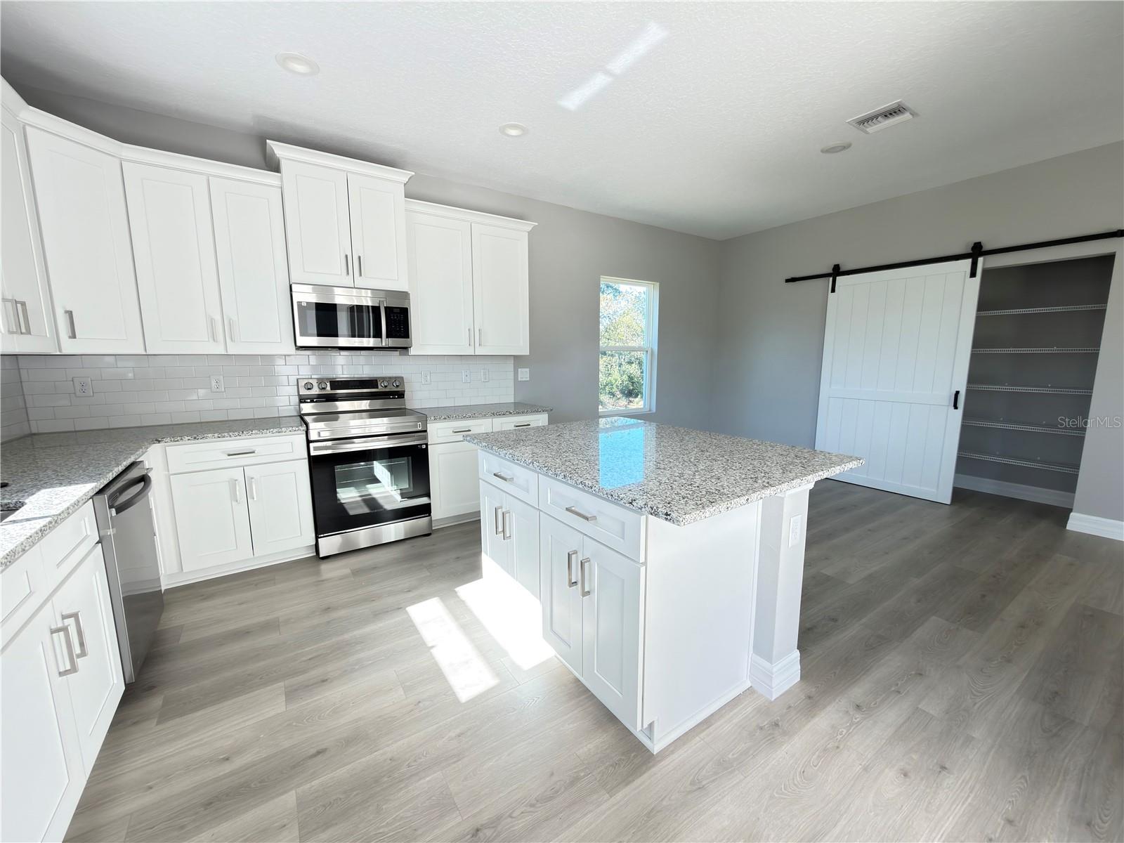 Image 9 of 27 For 5048 San Ignacio Drive