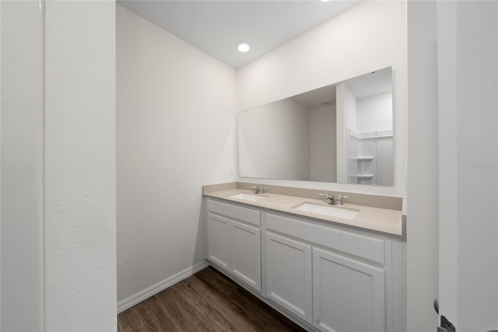 Image 23 of 28 For 8347 Madrid Street