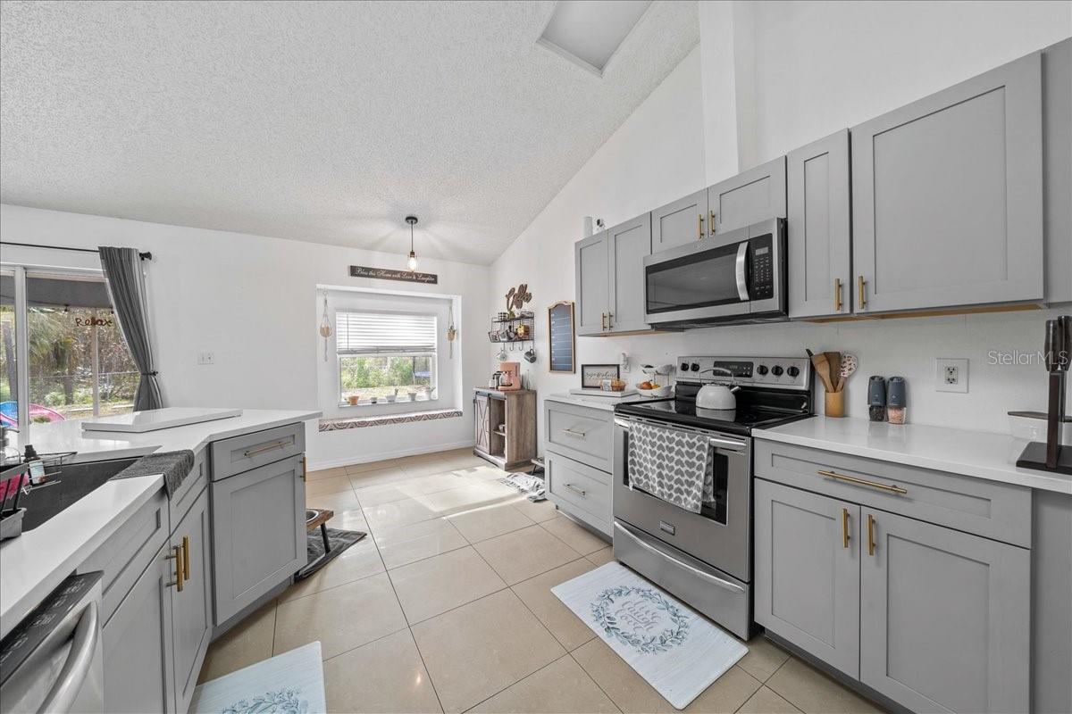 Image 5 of 29 For 3830 Jupiter Boulevard N