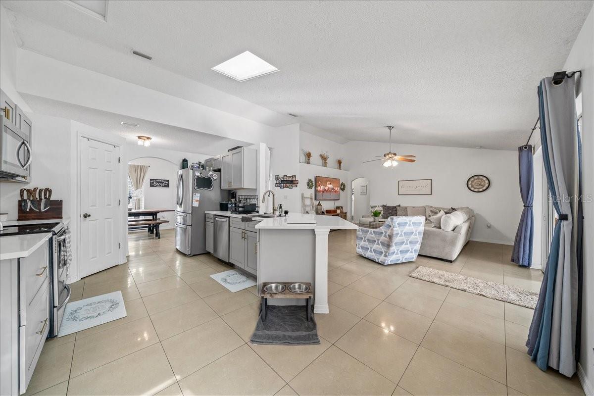 Image 8 of 29 For 3830 Jupiter Boulevard N