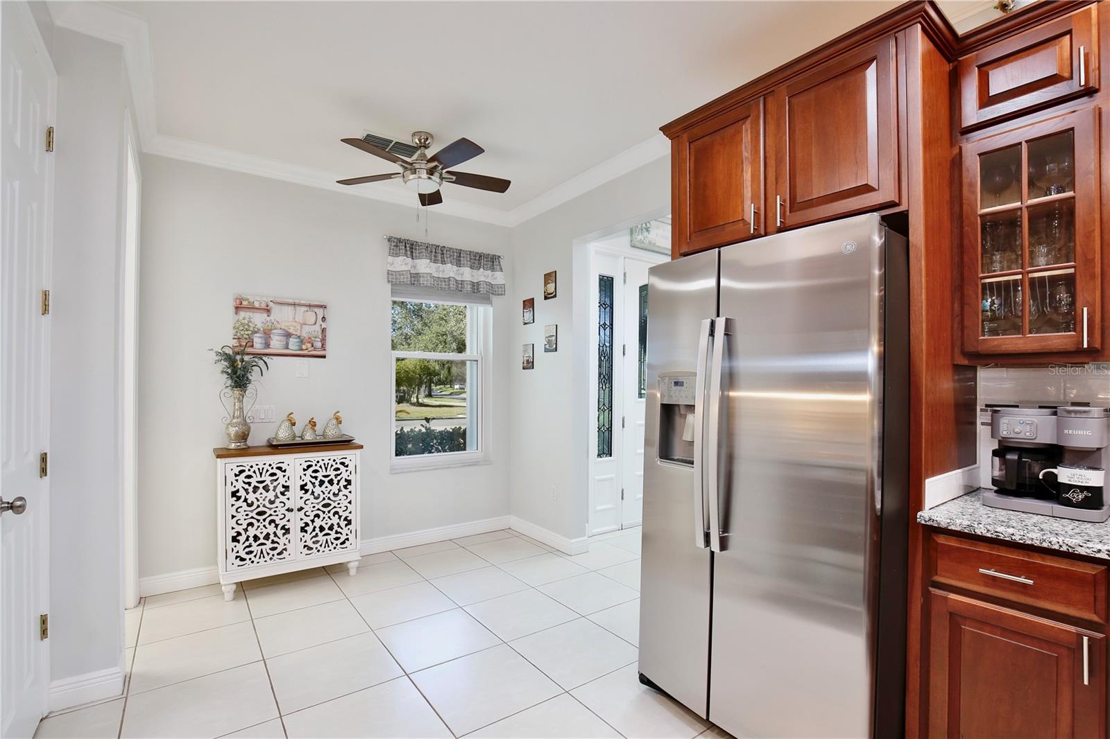 Image 12 of 66 For 217 Lake Cassidy Drive