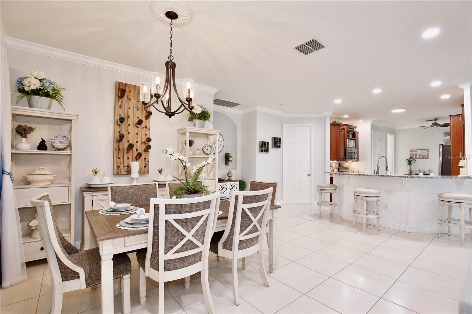 Image 23 of 66 For 217 Lake Cassidy Drive