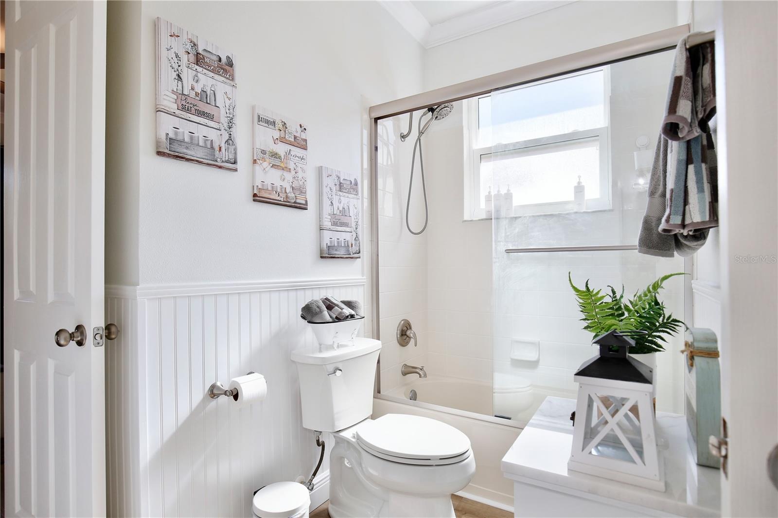 Image 26 of 66 For 217 Lake Cassidy Drive