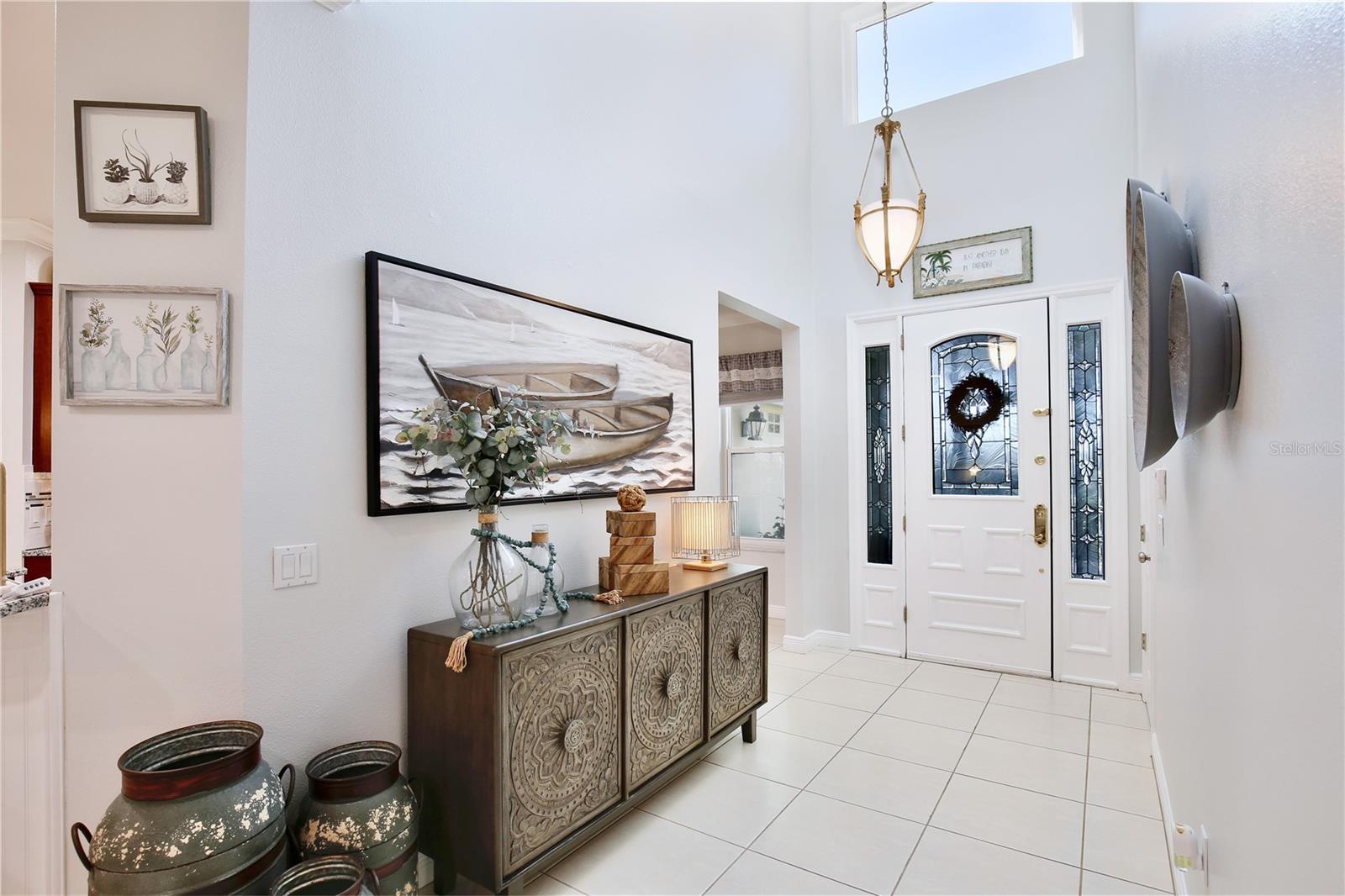 Image 8 of 66 For 217 Lake Cassidy Drive