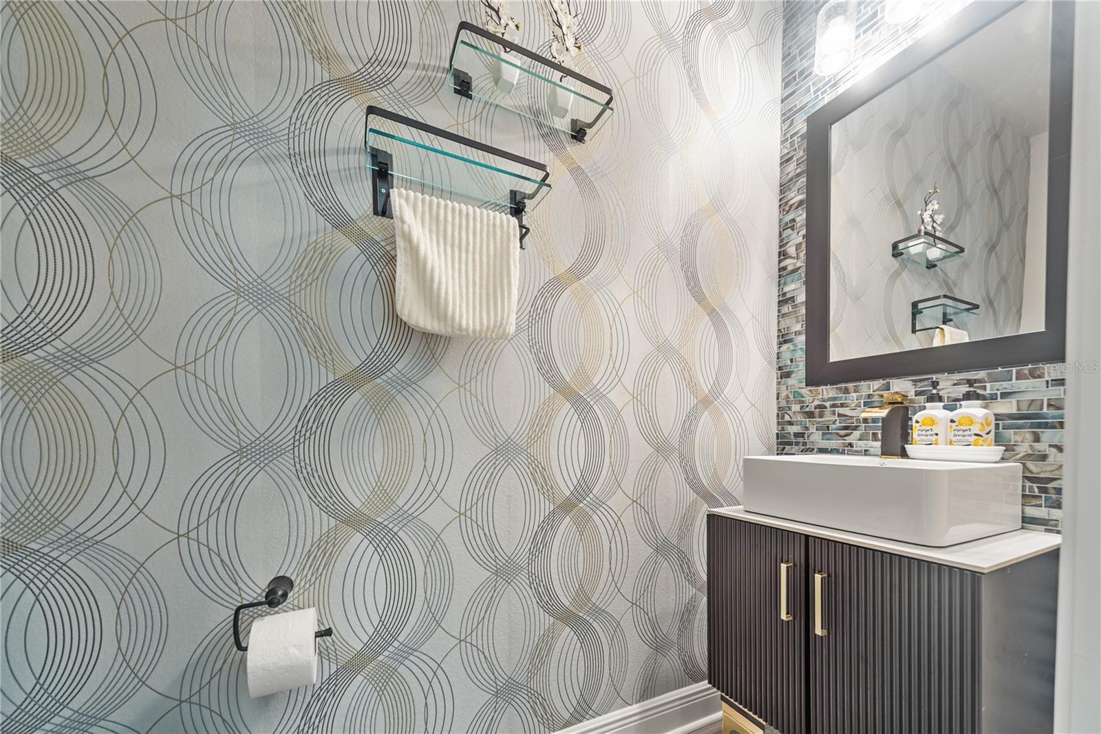 Image 16 of 44 For 7749 Somersworth Drive