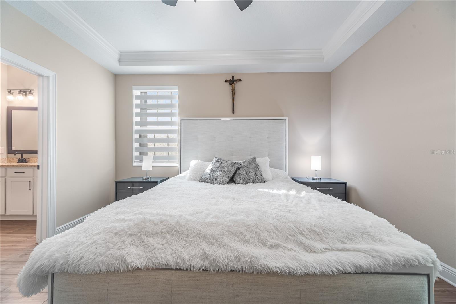 Image 19 of 44 For 7749 Somersworth Drive