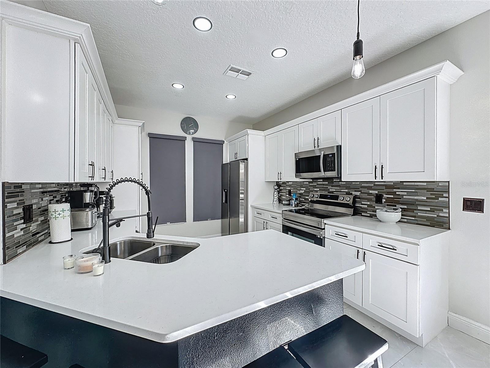 Image 11 of 78 For 166 Minniehaha Circle