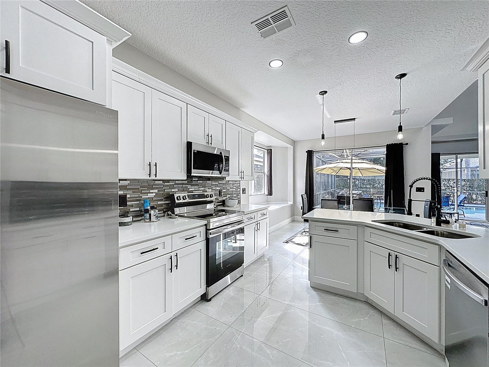 Image 13 of 78 For 166 Minniehaha Circle