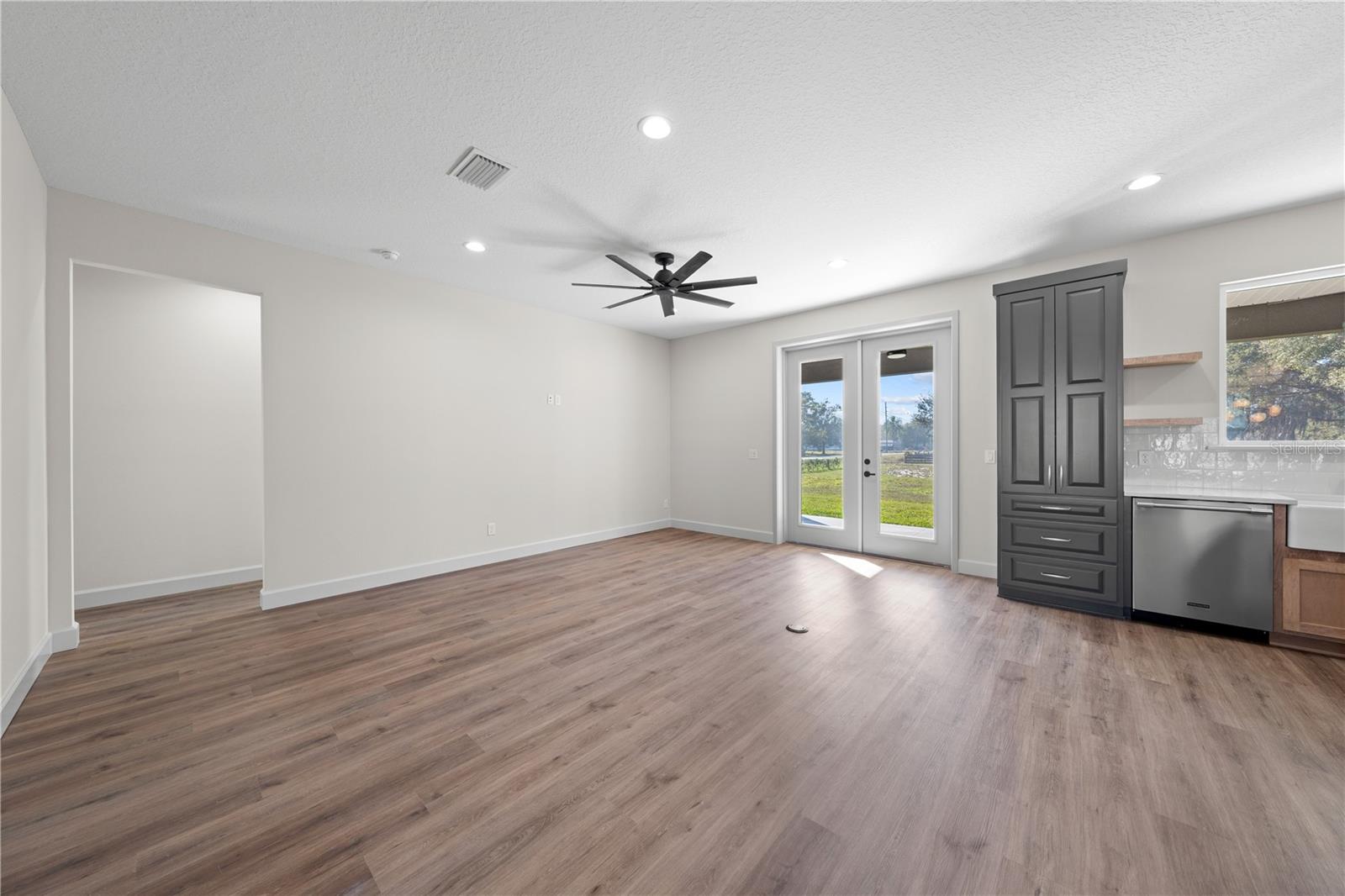 Image 10 of 57 For 3798 Rambler Ave.