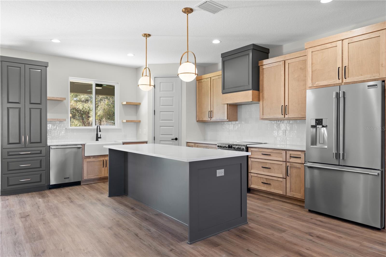 Image 12 of 57 For 3798 Rambler Ave.