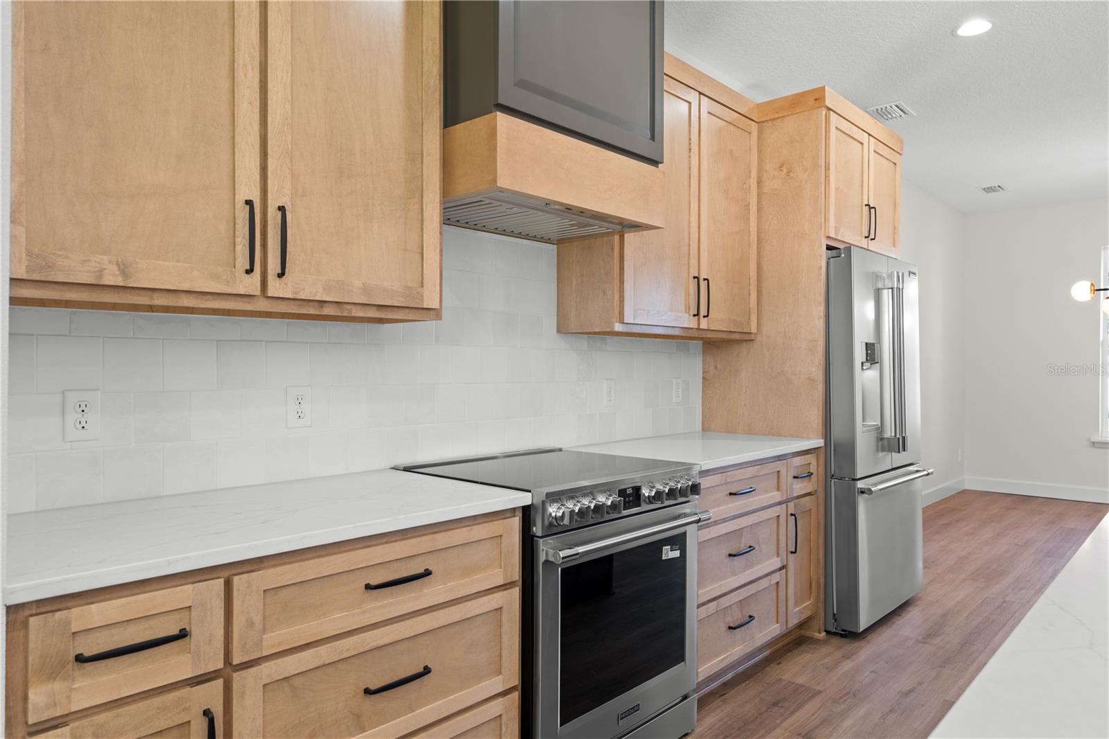 Image 21 of 57 For 3798 Rambler Ave.