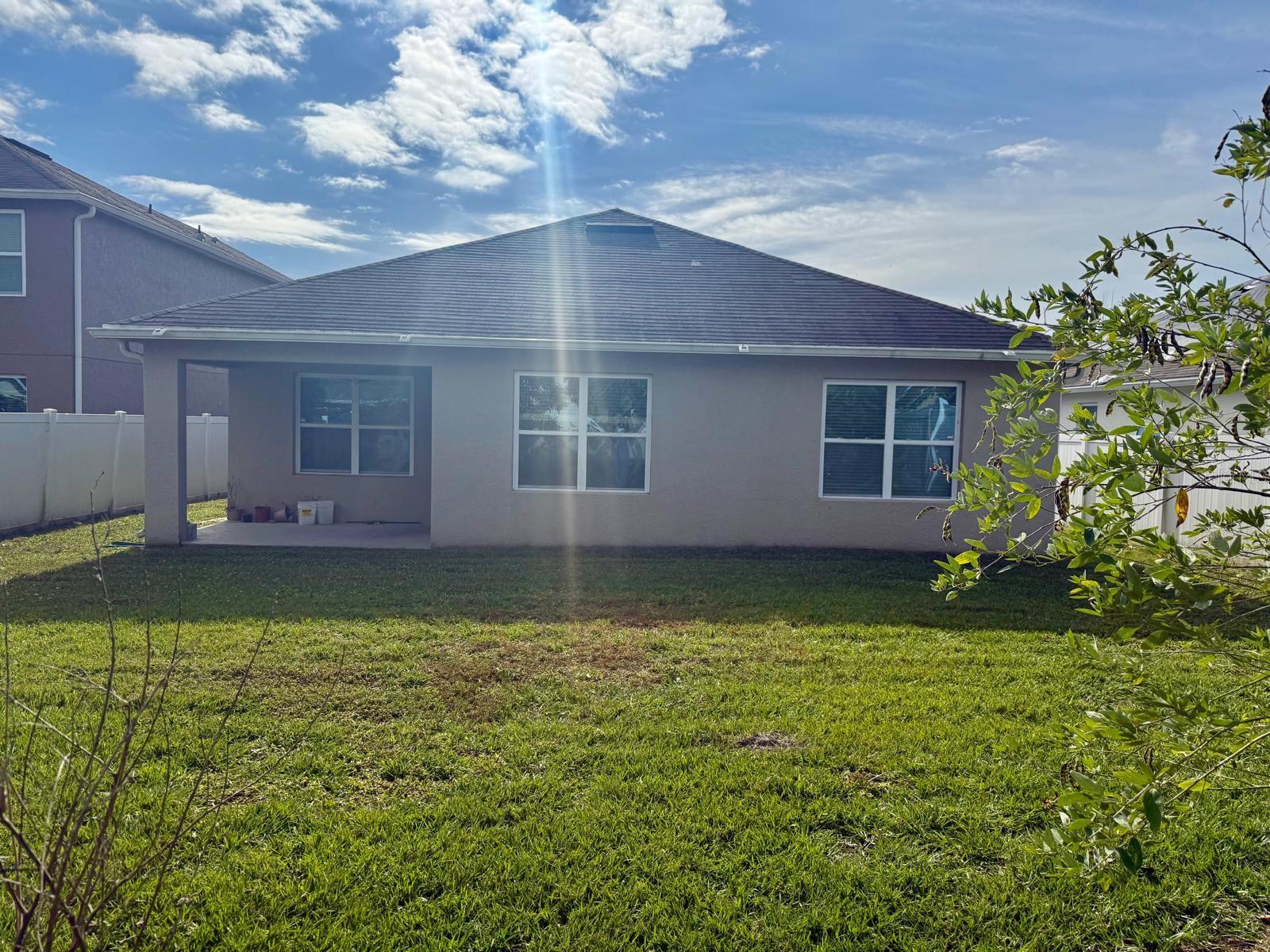 Image 5 of 17 For 1895 Hickory Bluff Rd