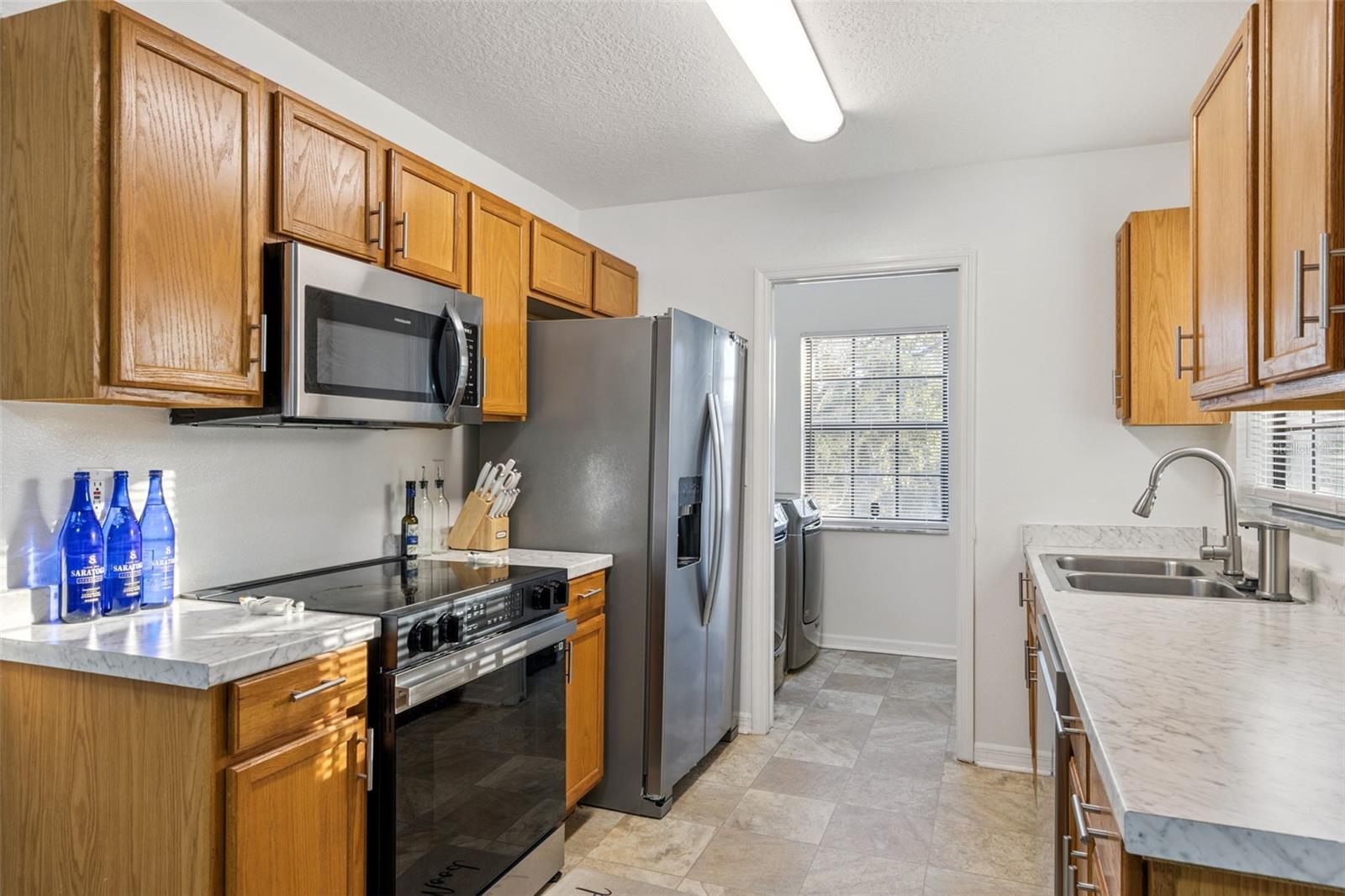 Image 24 of 35 For 560-562 Juniata Street