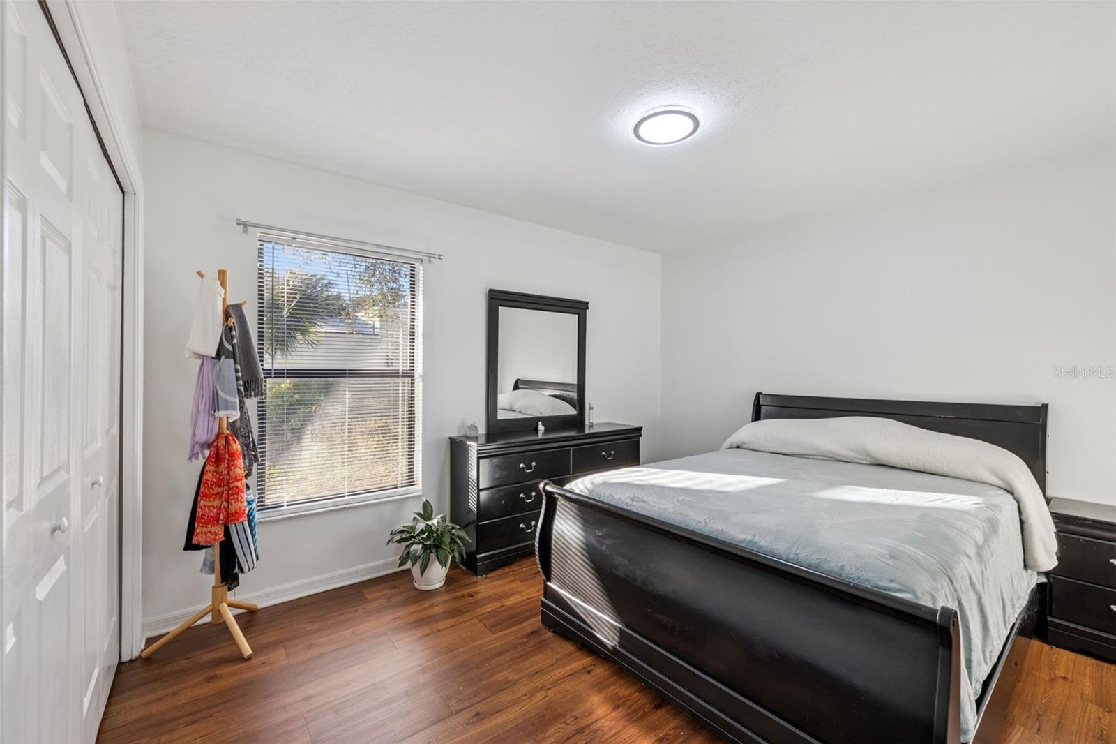 Image 31 of 35 For 560-562 Juniata Street