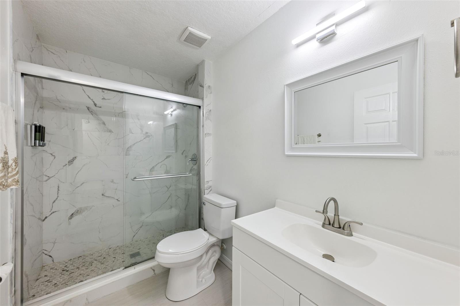 Image 32 of 35 For 560-562 Juniata Street