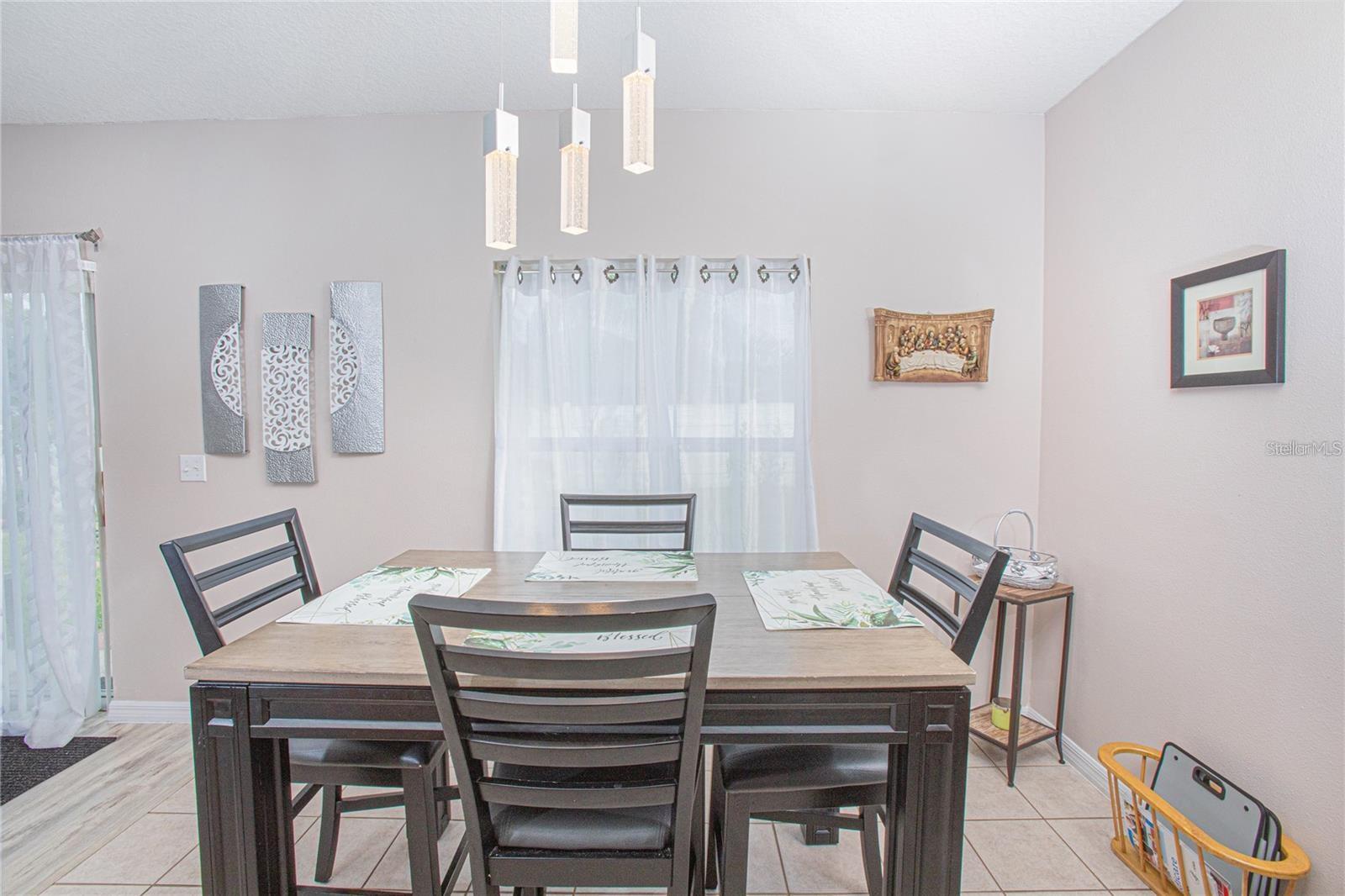 Image 7 of 17 For 3034 Morton Way