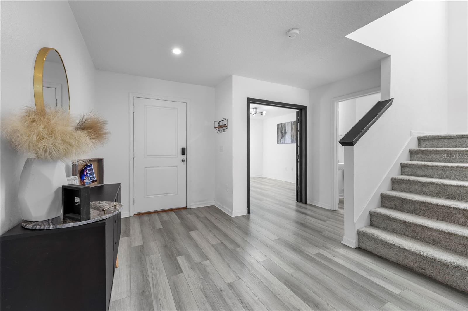 Image 12 of 55 For 920 Gotthard Pass Drive