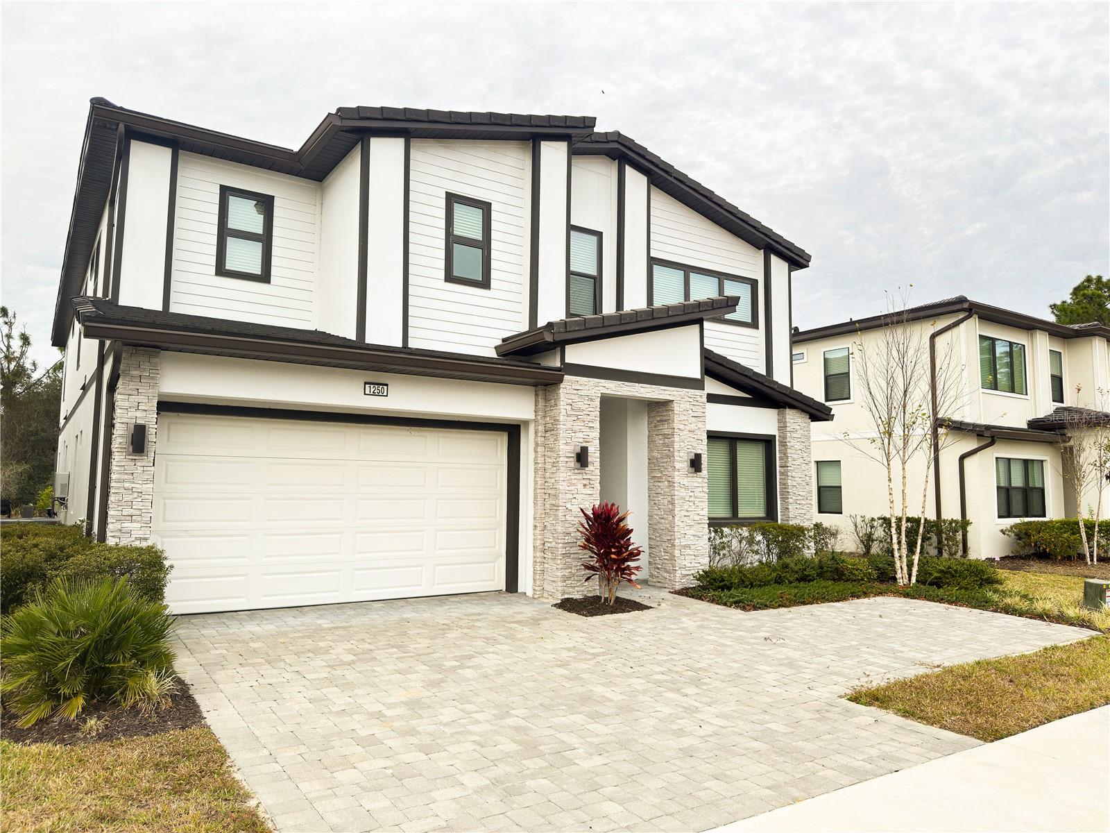 Image 2 of 64 For 1250 Butterfly Orchid Rd