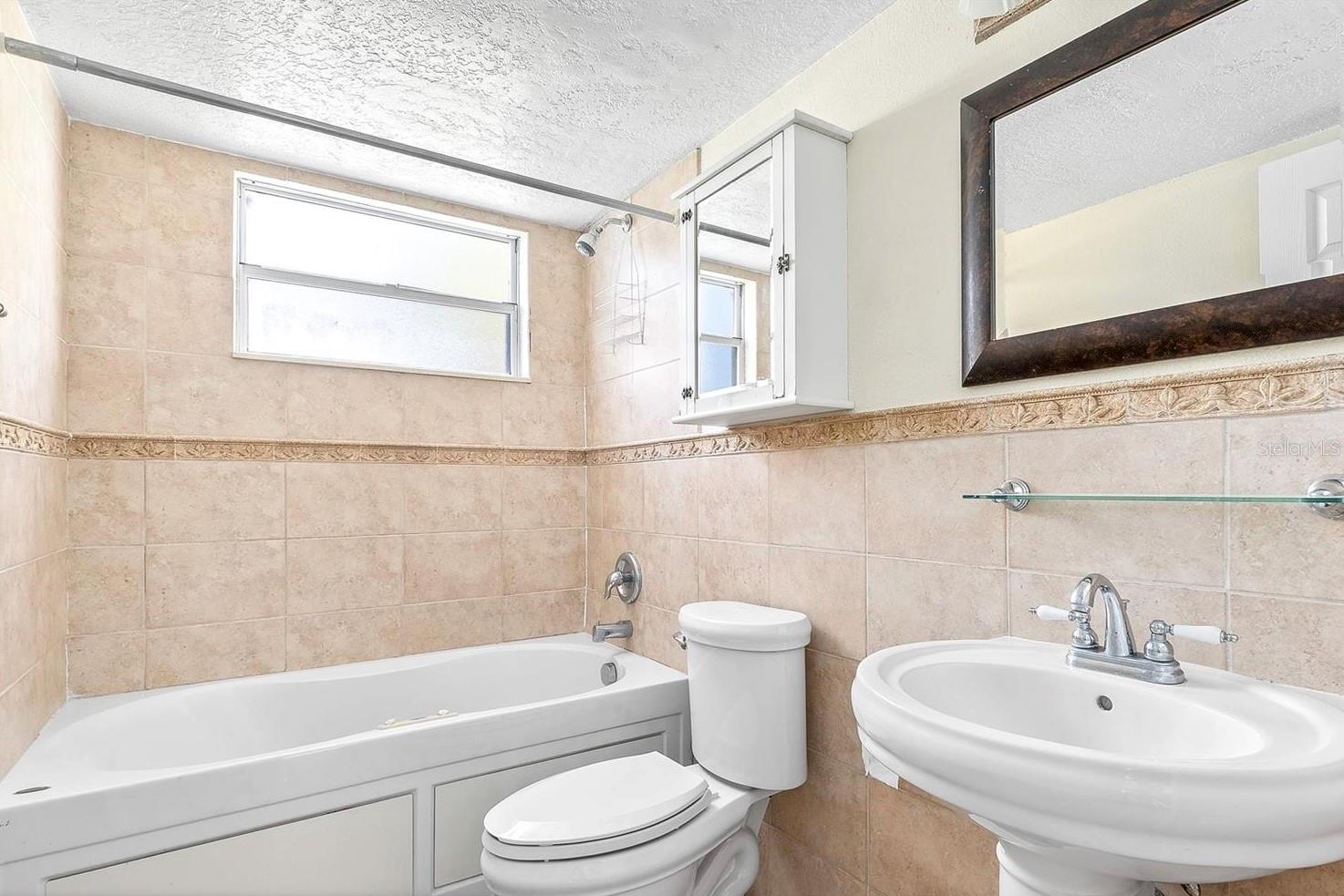 Image 9 of 17 For 2741 Poinciana Boulevard 49