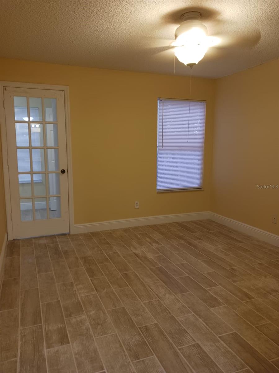 Image 11 of 16 For 4518 Commander Drive 1923