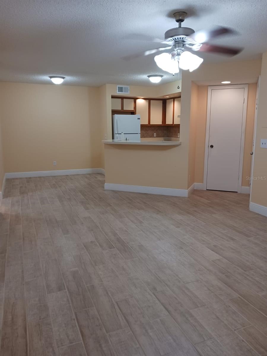 Image 14 of 16 For 4518 Commander Drive 1923