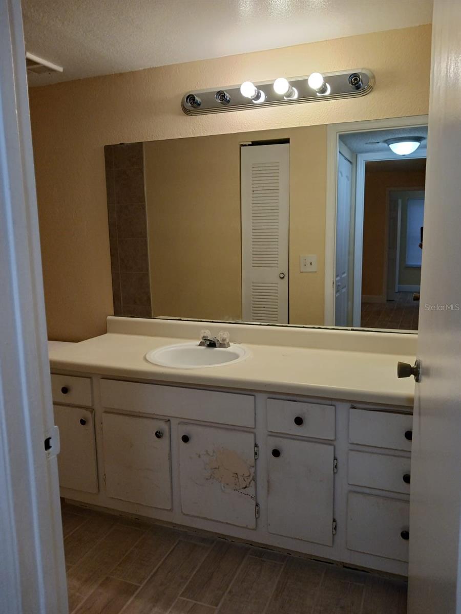 Image 9 of 16 For 4518 Commander Drive 1923