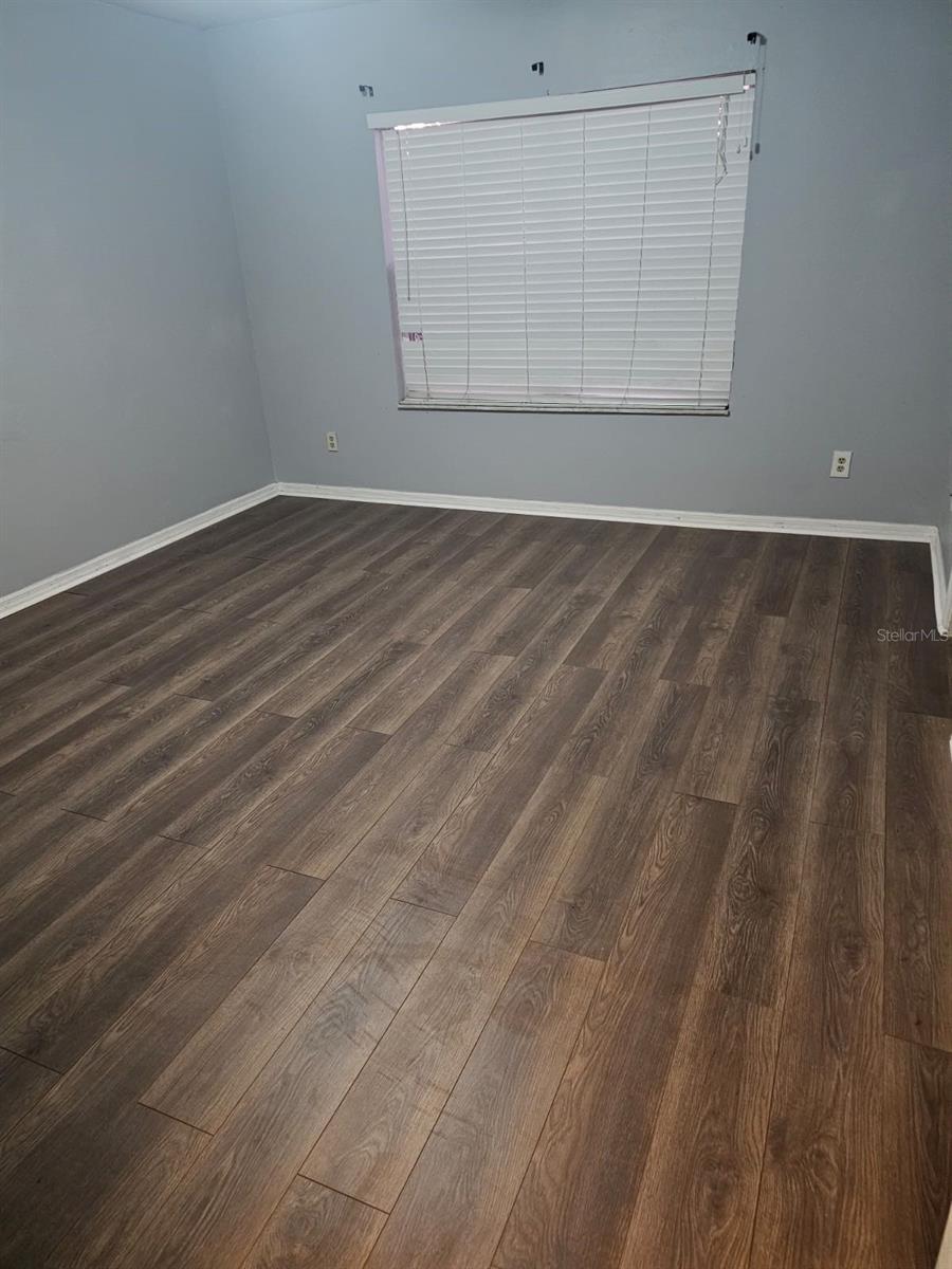 Image 5 of 12 For 2400 Summerfield Place