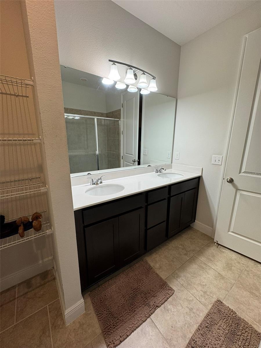 Image 13 of 23 For 362 Casa Verano Ln