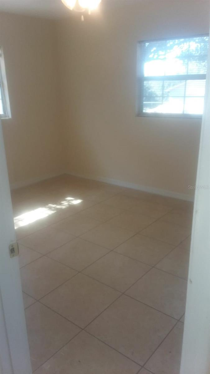 Image 10 of 10 For 169 Dahlia Drive