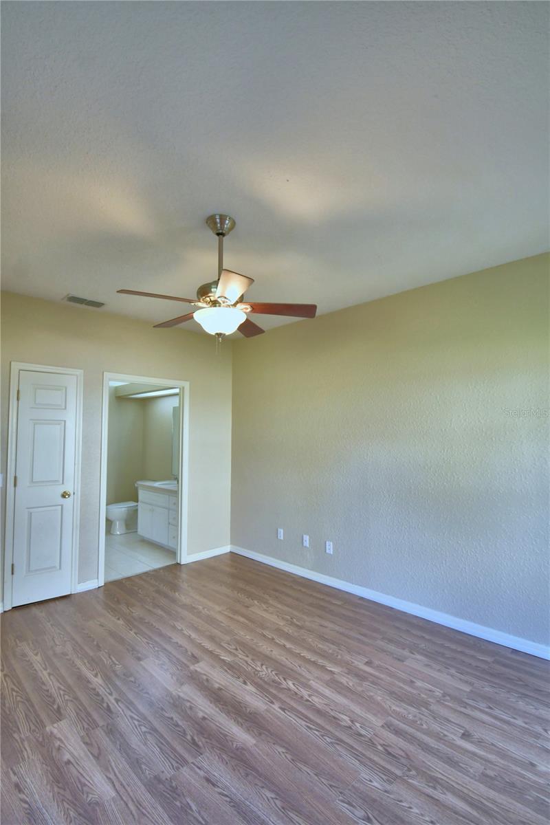 Image 32 of 44 For 1102 Eagle Pond Drive 1102