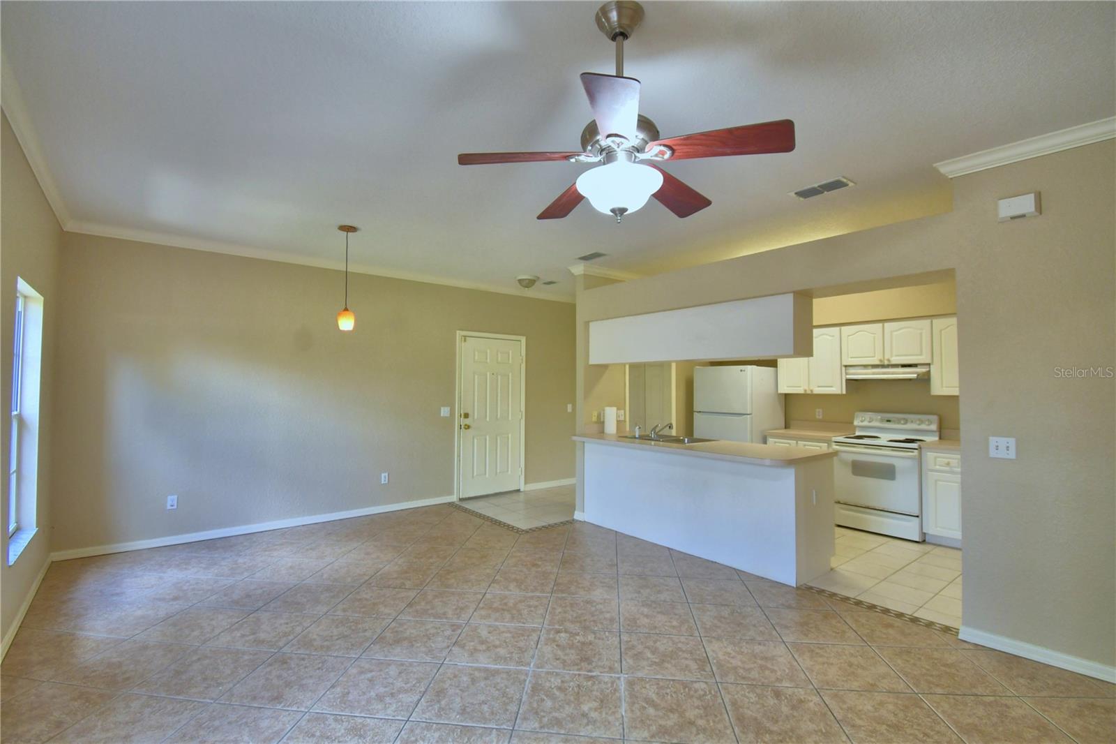 Image 4 of 44 For 1102 Eagle Pond Drive 1102