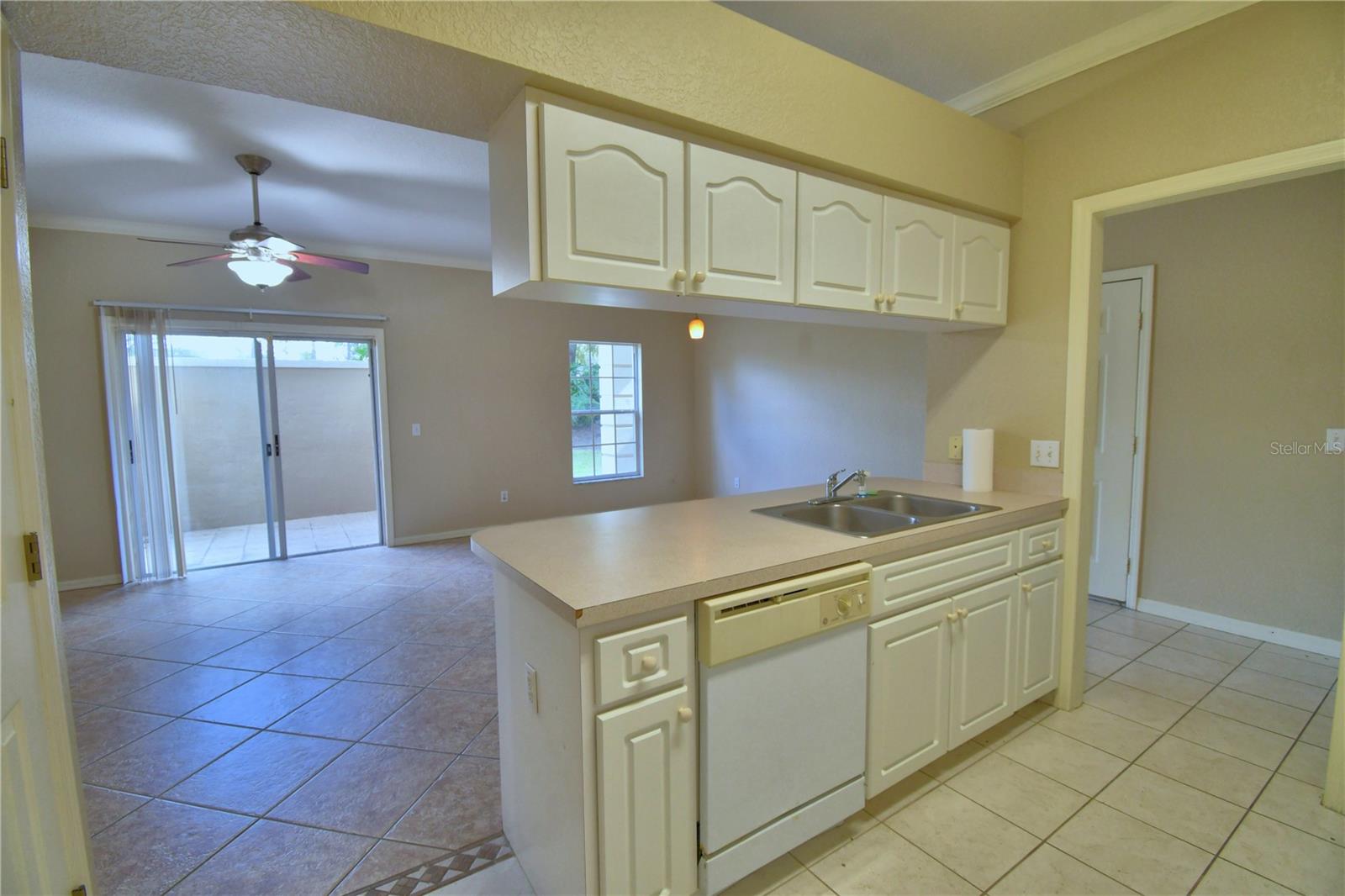 Image 9 of 44 For 1102 Eagle Pond Drive 1102