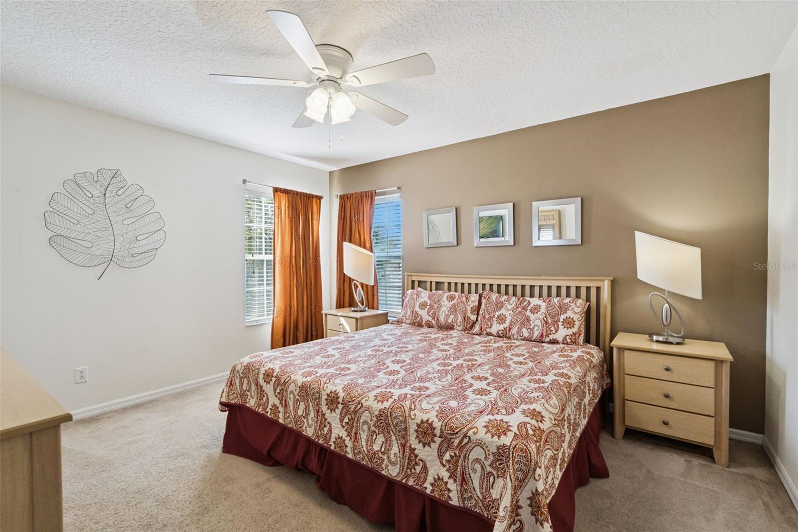 Image 15 of 39 For 2691 La Isla Court