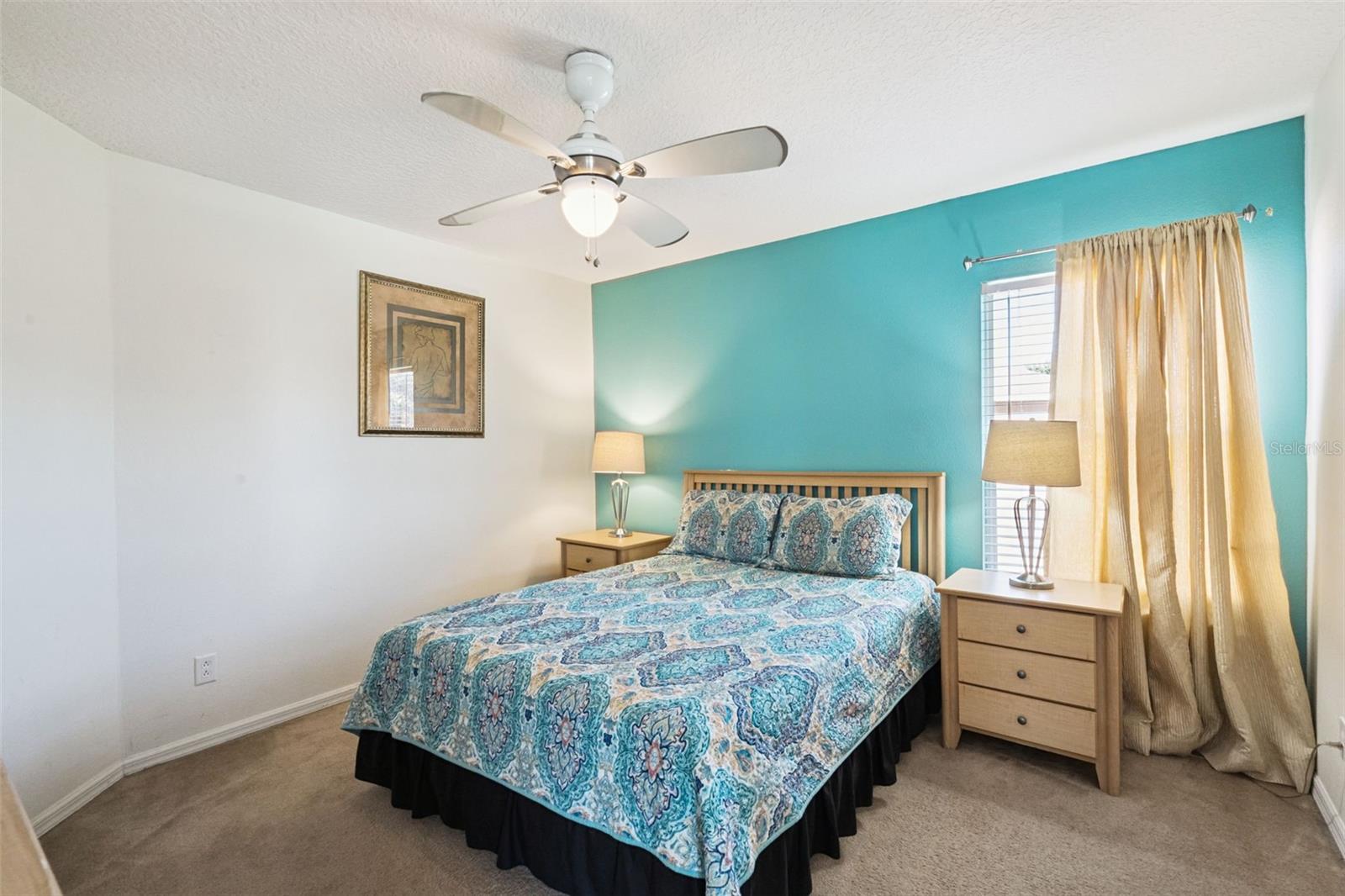 Image 17 of 39 For 2691 La Isla Court