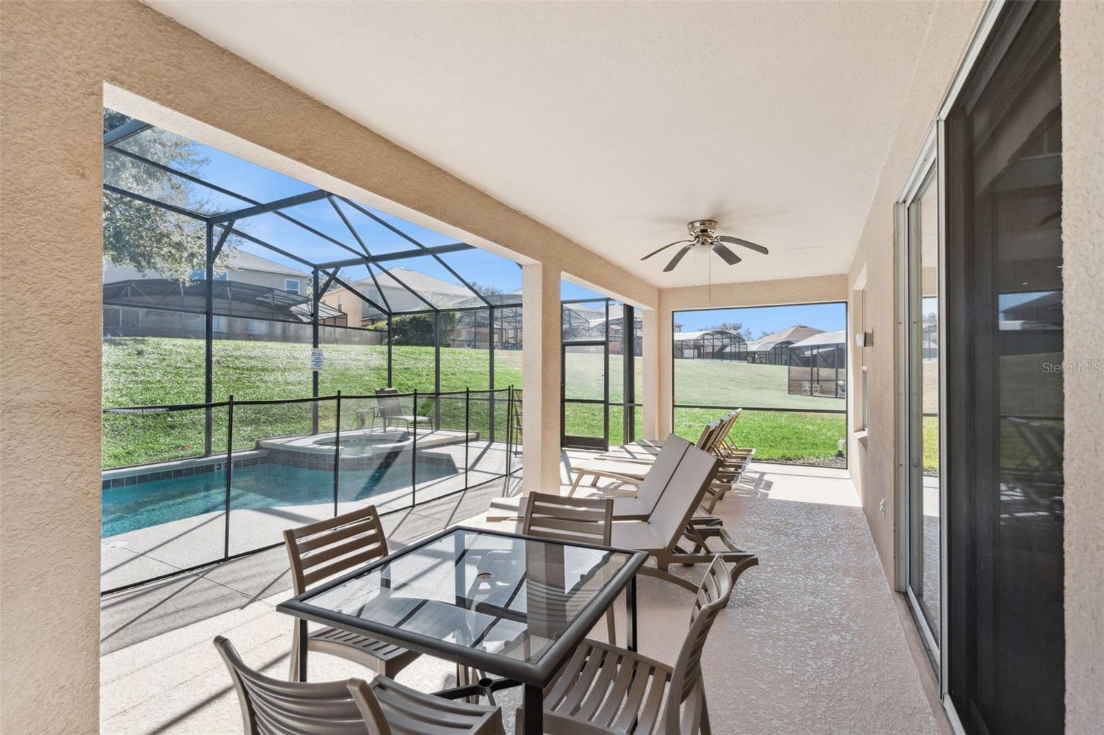 Image 30 of 39 For 2691 La Isla Court