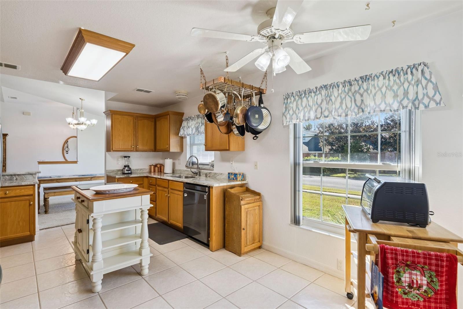 Image 15 of 48 For 217 Kent Court