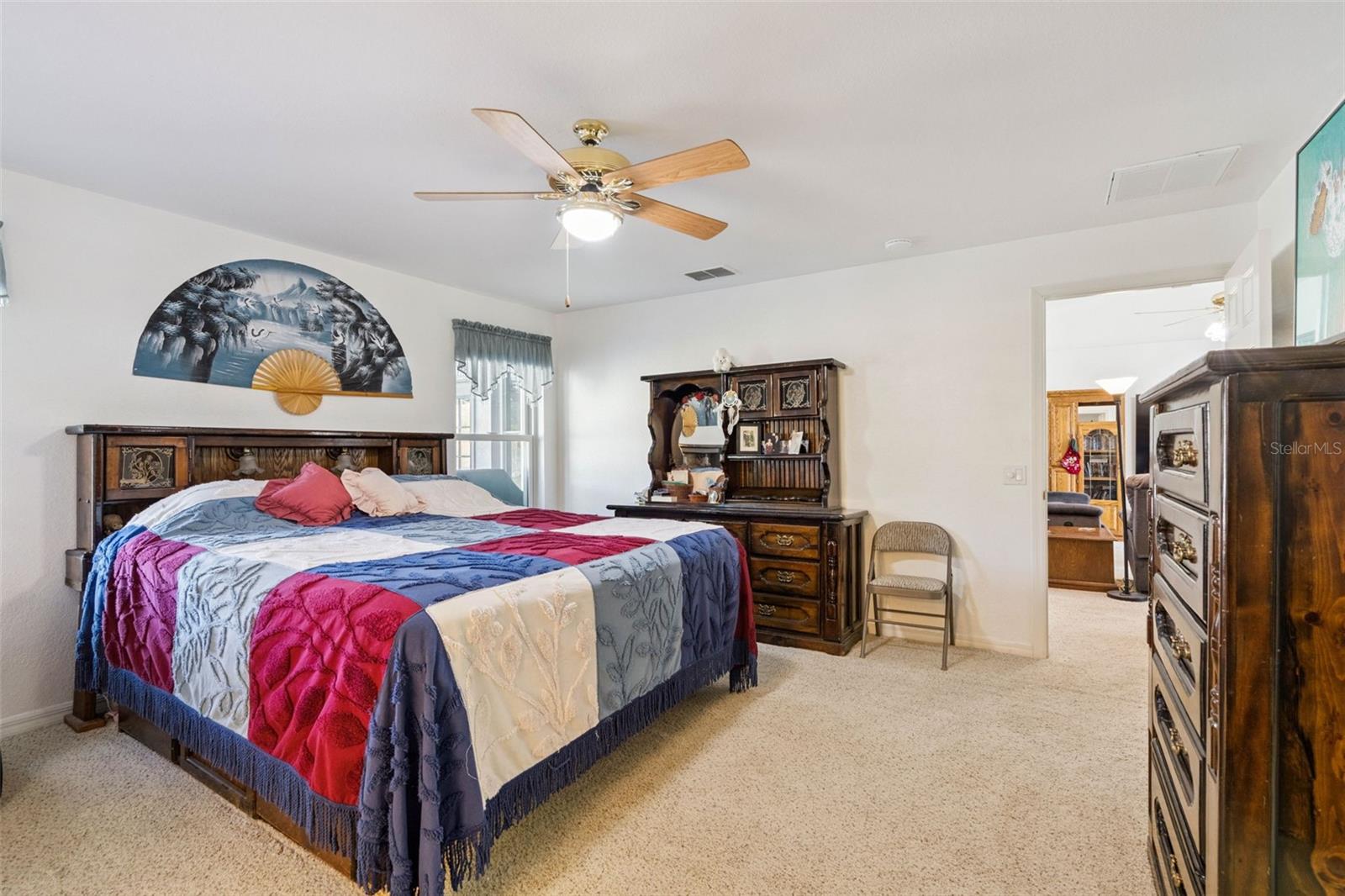 Image 16 of 48 For 217 Kent Court