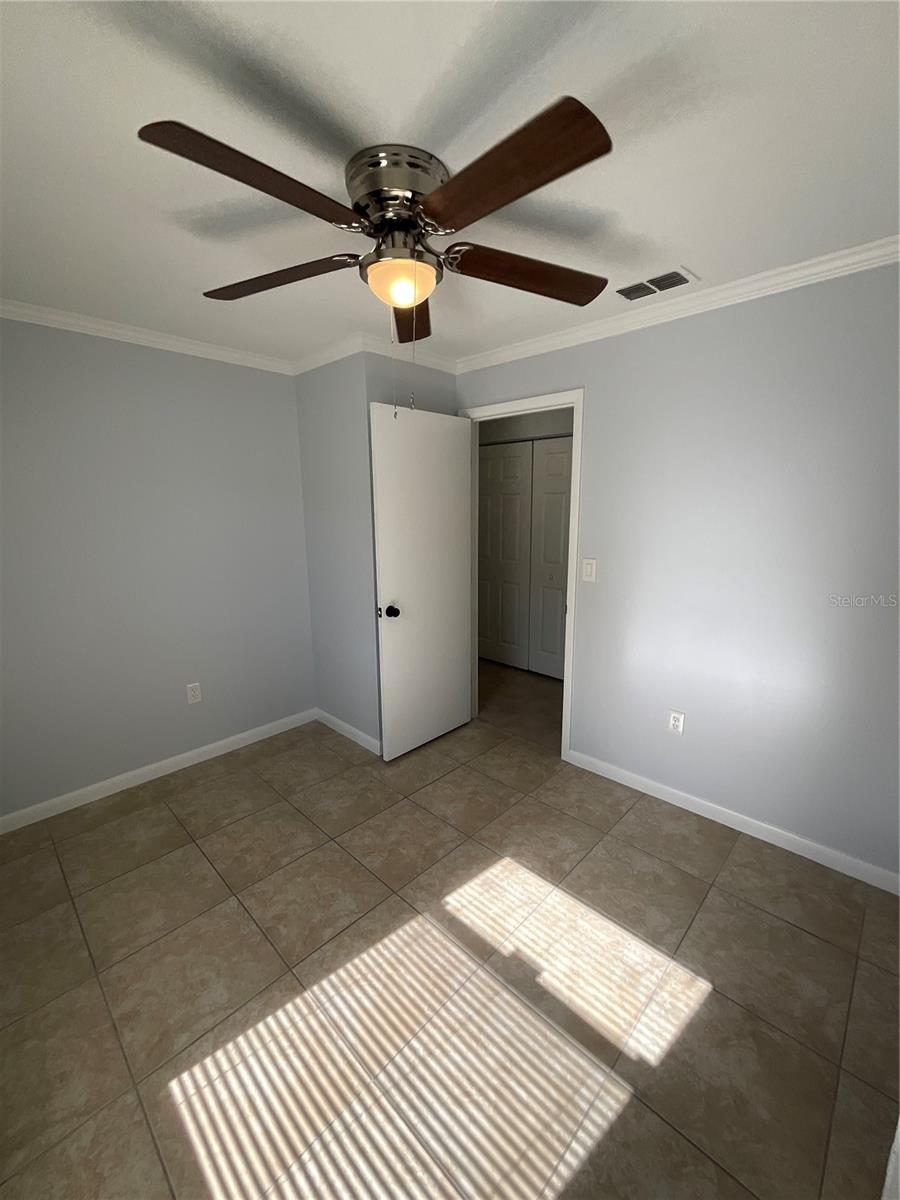 Image 10 of 23 For 1379 Burnley Court