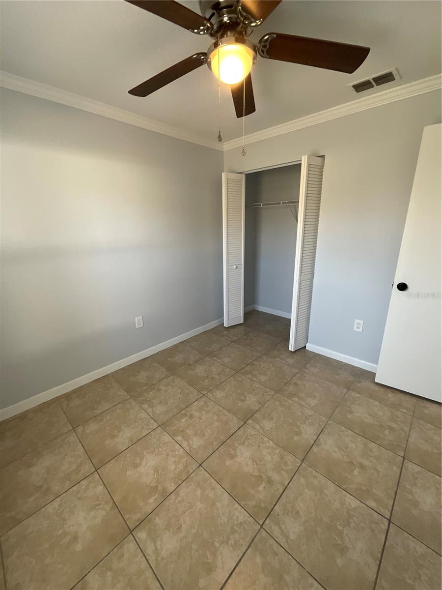 Image 14 of 23 For 1379 Burnley Court