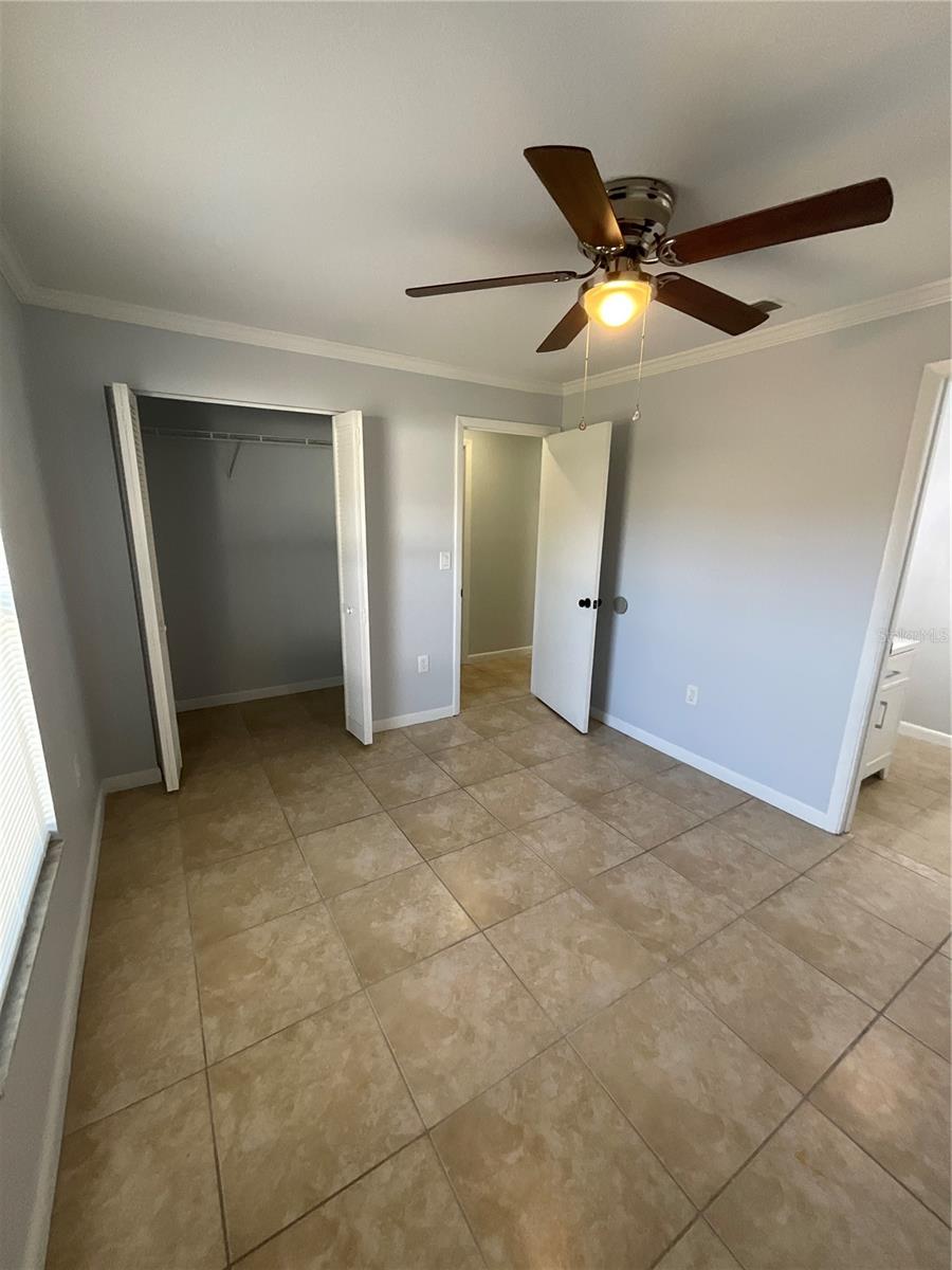 Image 16 of 23 For 1379 Burnley Court