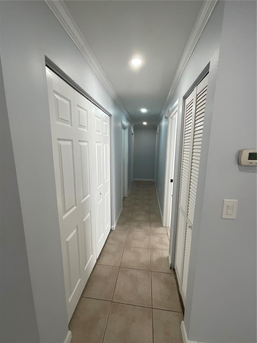 Image 7 of 23 For 1379 Burnley Court